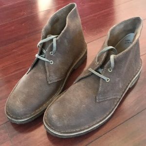 Leather Desert Boots by Clark’s 9.5 Women’s